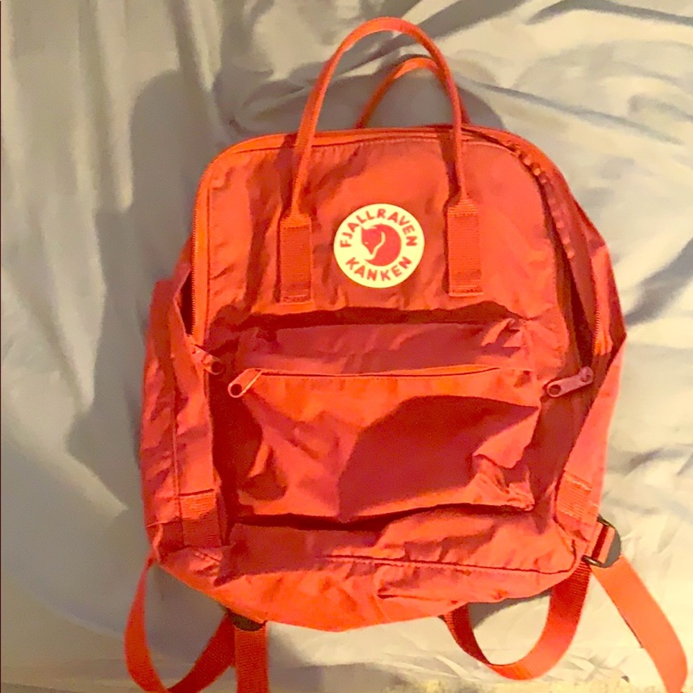 Fjallraven Kanken Classic Backpack - Deep Red